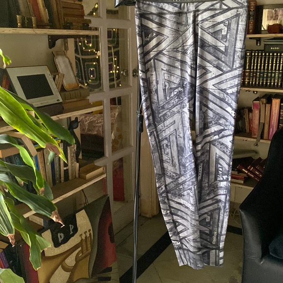 Reebok Pants - Reebok Athletic Jogging Tights